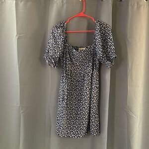 Lush blue floral mini dress w/ POCKETS - Size M